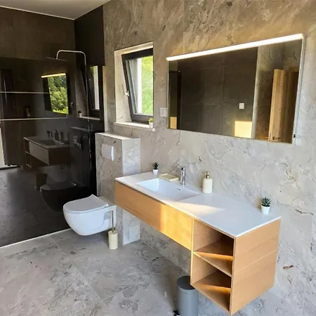 Adistria Sveti Petar u Sumi