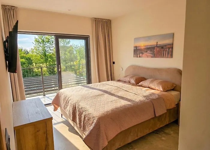Adistria Villa *